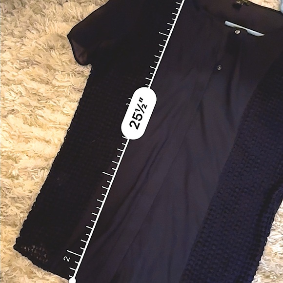 Ann Taylor navy blue short sleeve button down blouse with - Picture 6 of 6